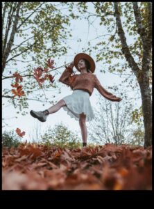 DIY fotografēšanas pozas: objektu vadīšana pārsteidzošiem kadriem