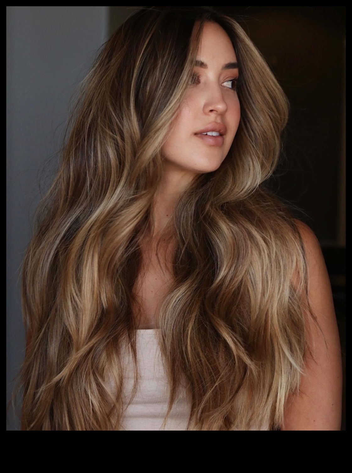 Skrejceļam gatavas drosmīgas un brunetes frizūras, lai sniegtu paziņojumu 7 Gatavs skrejceļš: modernas brunešu frizūras