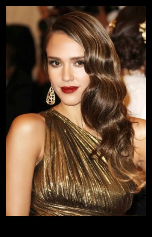 Glamour viļņi: sarkanā paklāja iedvesmoti stili viļņainiem matiem